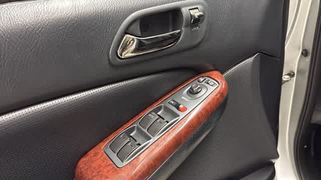 Thumbnail: 2005 Acura MDX - 13