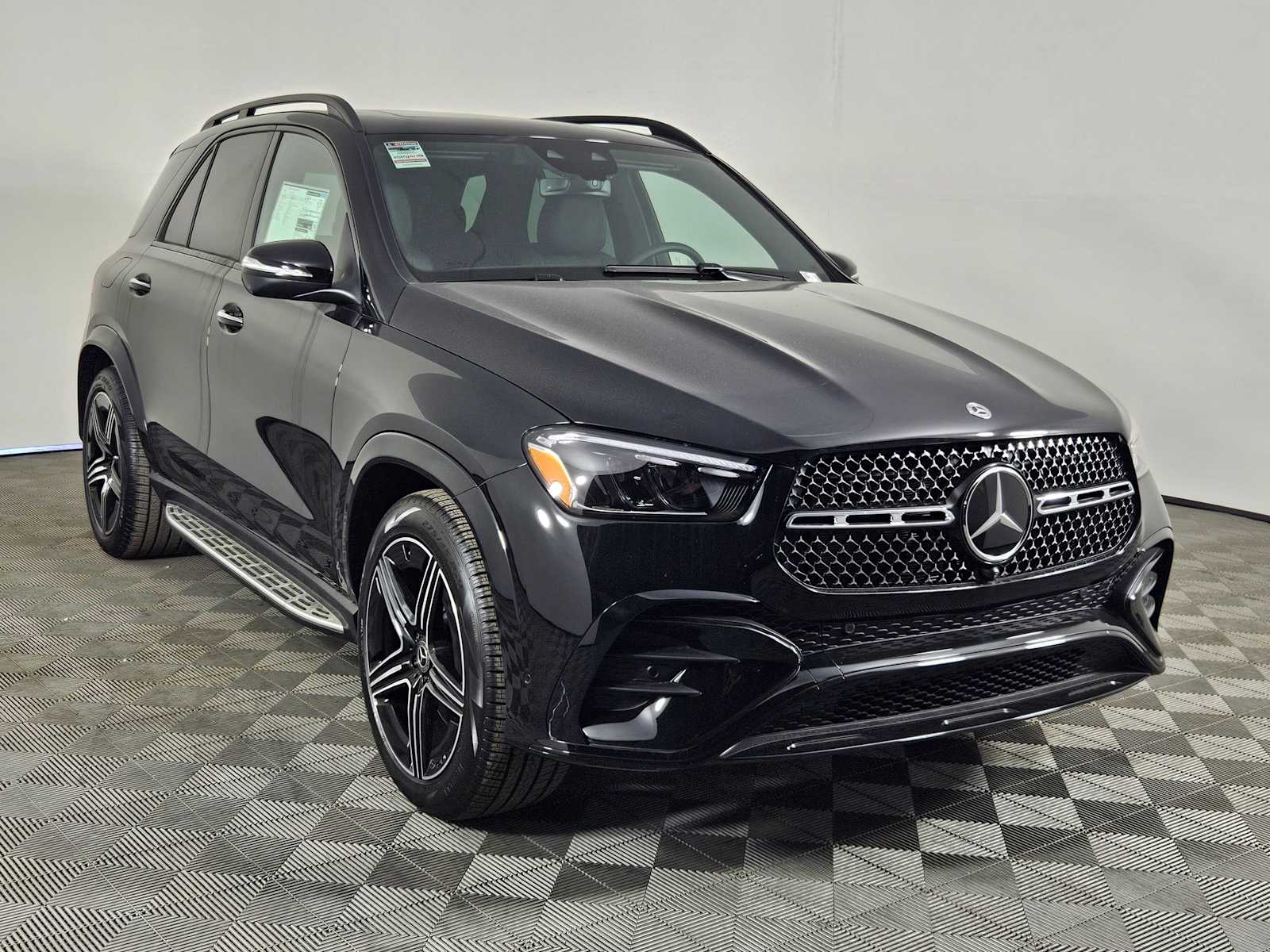 2025 Mercedes-Benz GLE 450 7