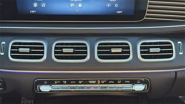 Thumbnail: 2025 Mercedes-Benz GLS - 22