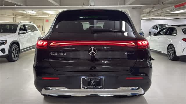 Thumbnail: 2023 Mercedes-Benz EQS - 7