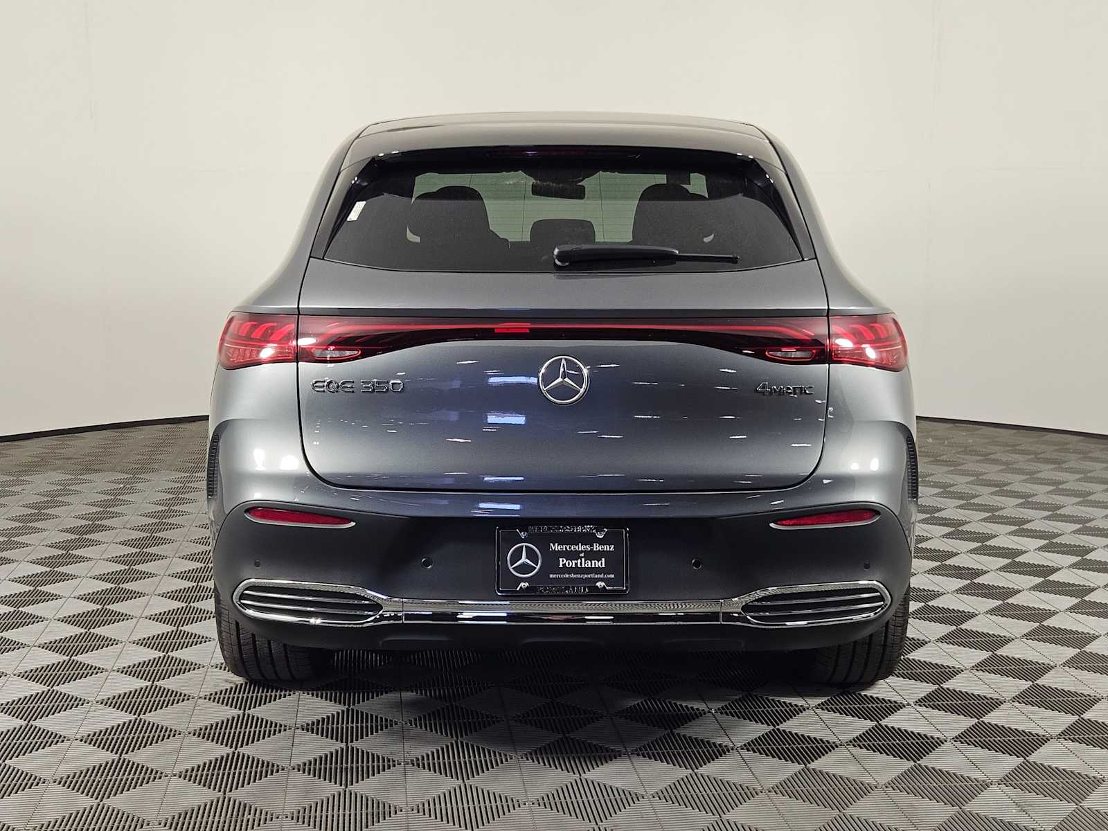 Thumbnail: 2025 Mercedes-Benz EQE - 4