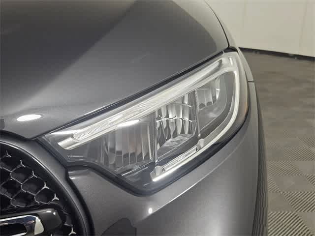 Thumbnail: 2025 Mercedes-Benz GLC - 43