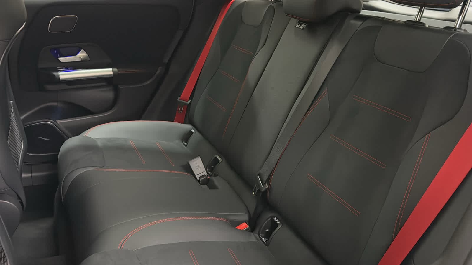 Thumbnail: 2026 Mercedes-Benz GLA - 33