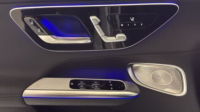 Thumbnail: 2026 Mercedes-Benz GLC - 16