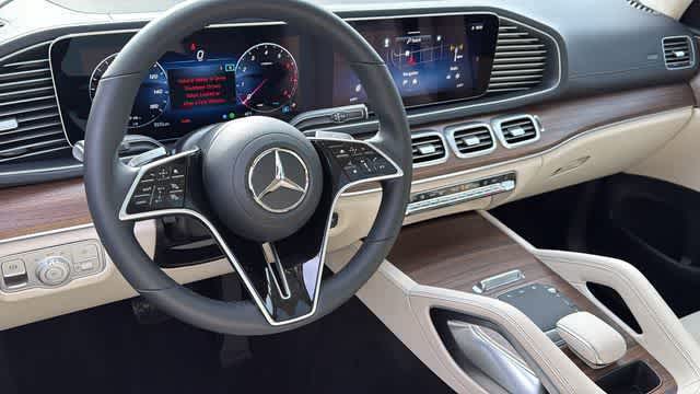 Thumbnail: 2026 Mercedes-Benz GLE - 25