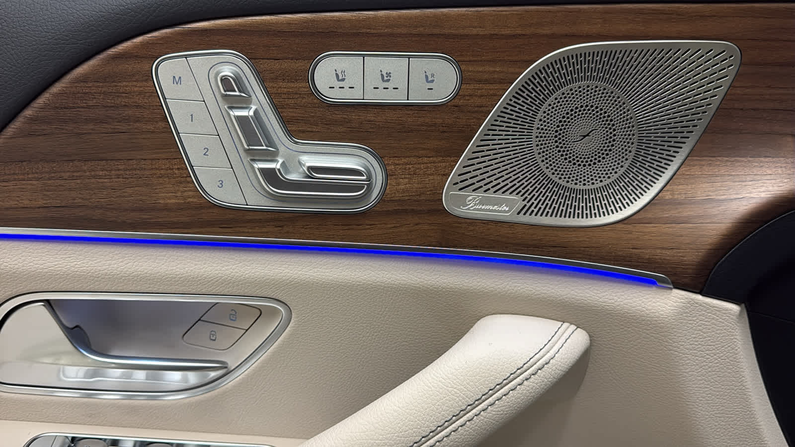 Thumbnail: 2026 Mercedes-Benz GLE - 17