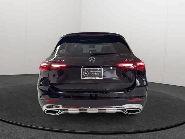 Thumbnail: 2026 Mercedes-Benz GLC - 6
