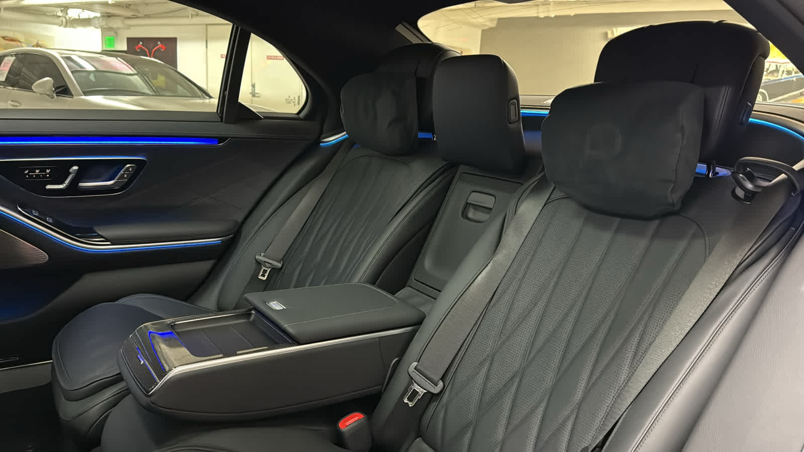 Thumbnail: 2025 Mercedes-Benz S-Class - 30