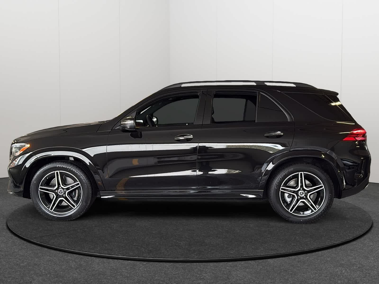 Thumbnail: 2026 Mercedes-Benz GLE - 3