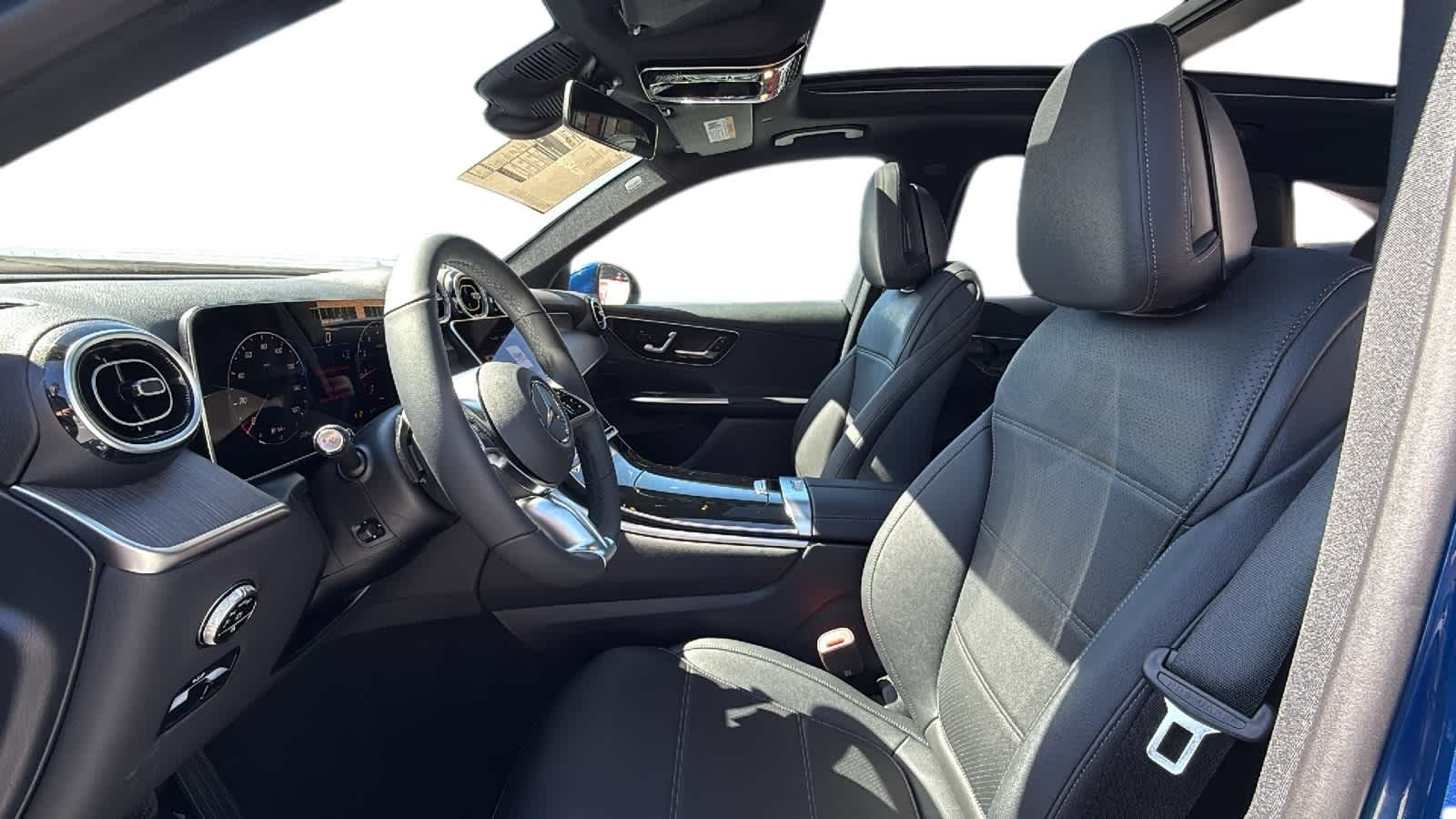 Thumbnail: 2026 Mercedes-Benz GLC - 4