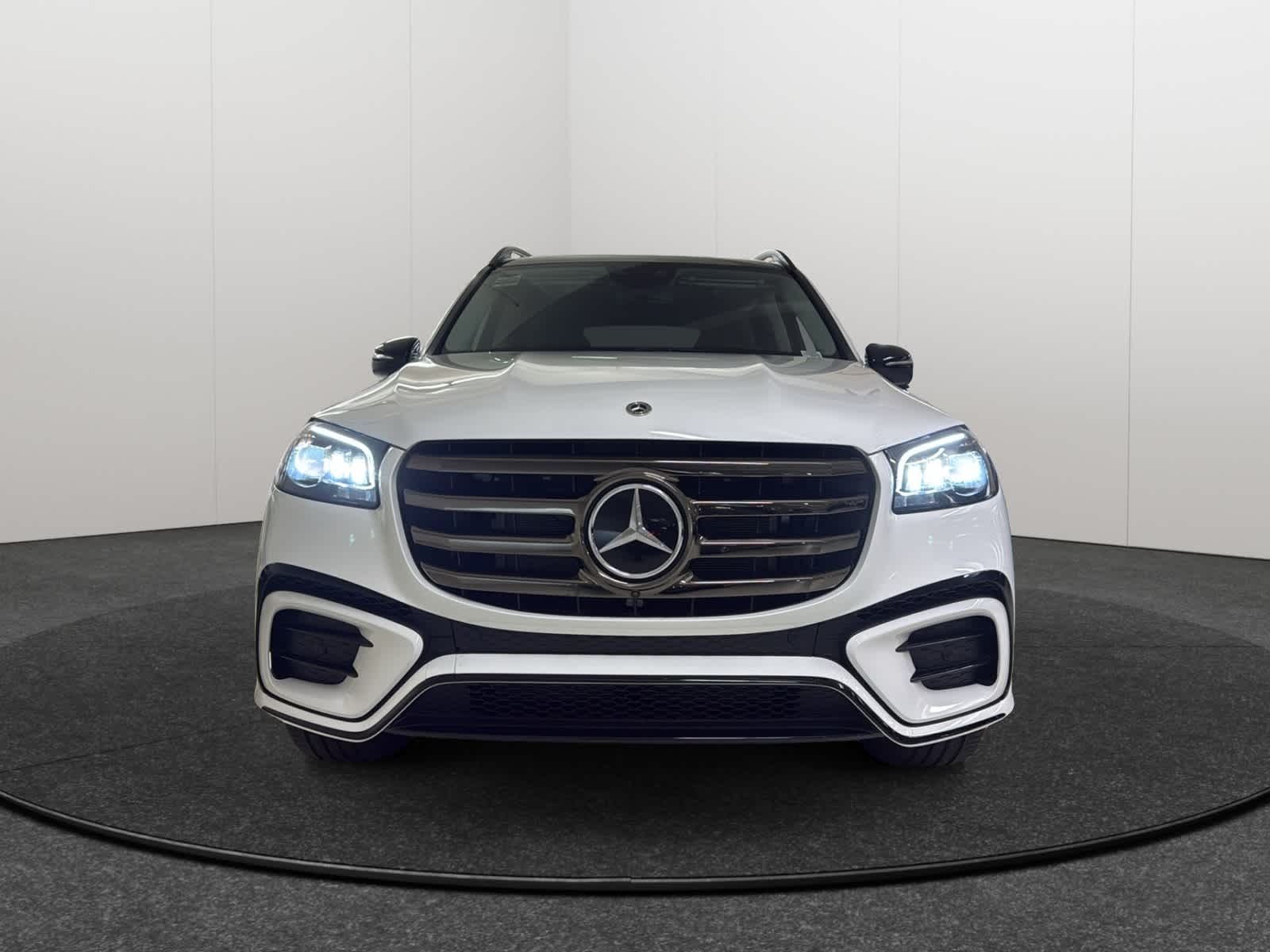 Thumbnail: 2025 Mercedes-Benz GLS - 2