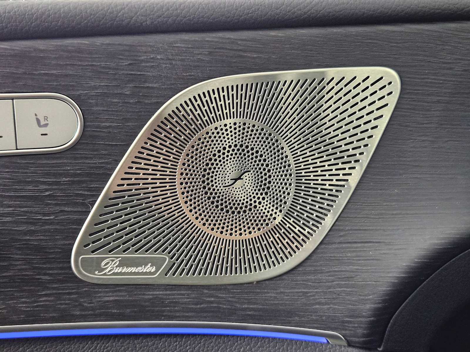 Thumbnail: 2025 Mercedes-Benz GLE - 31