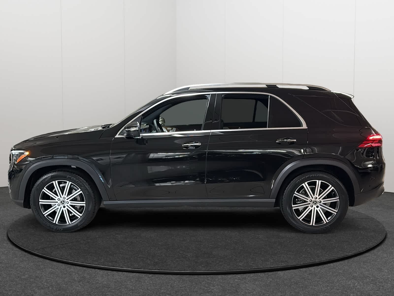 Thumbnail: 2026 Mercedes-Benz GLE - 3