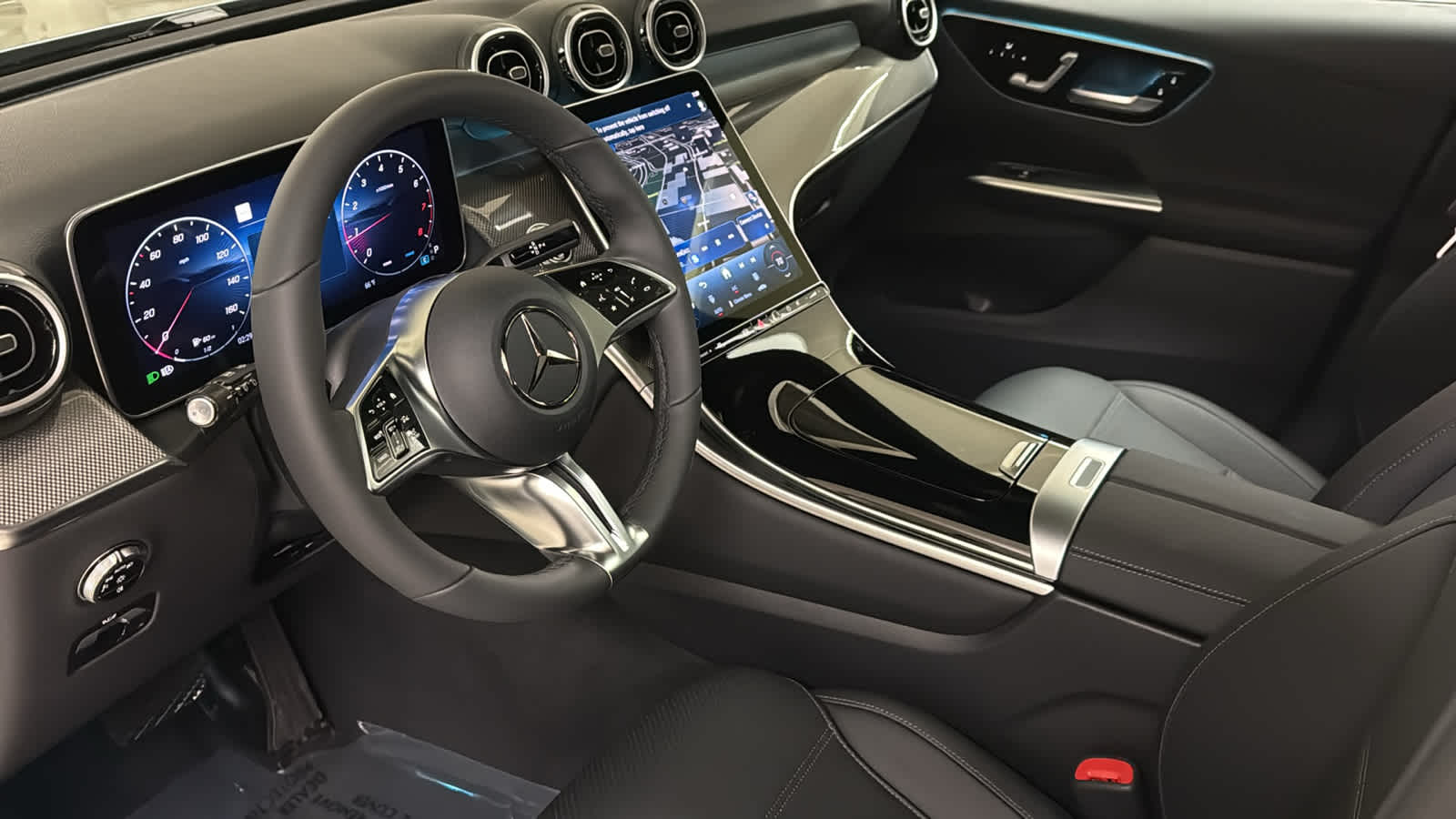 Thumbnail: 2026 Mercedes-Benz GLC - 29