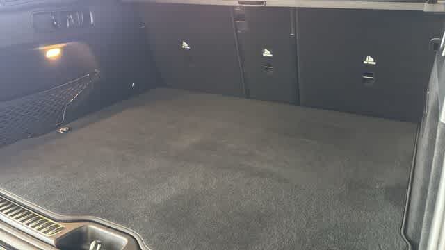 Thumbnail: 2025 Mercedes-Benz GLC - 29