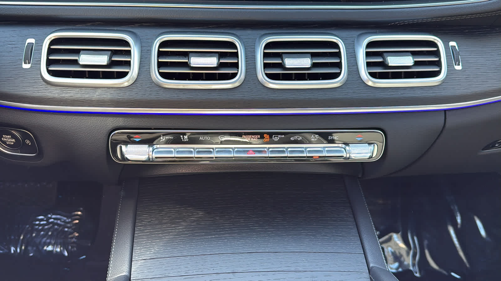 Thumbnail: 2026 Mercedes-Benz GLE - 23