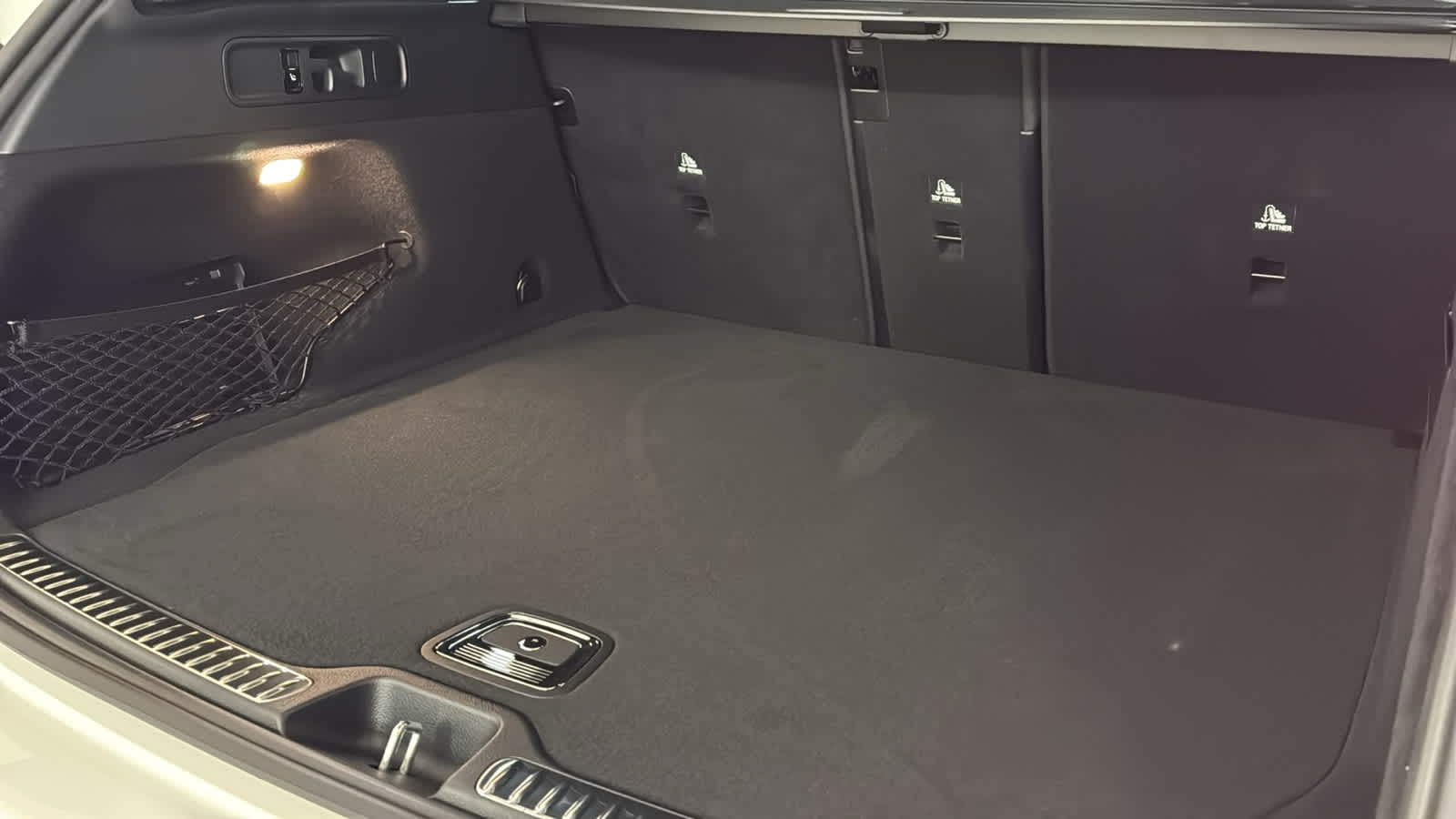 Thumbnail: 2026 Mercedes-Benz GLC - 34