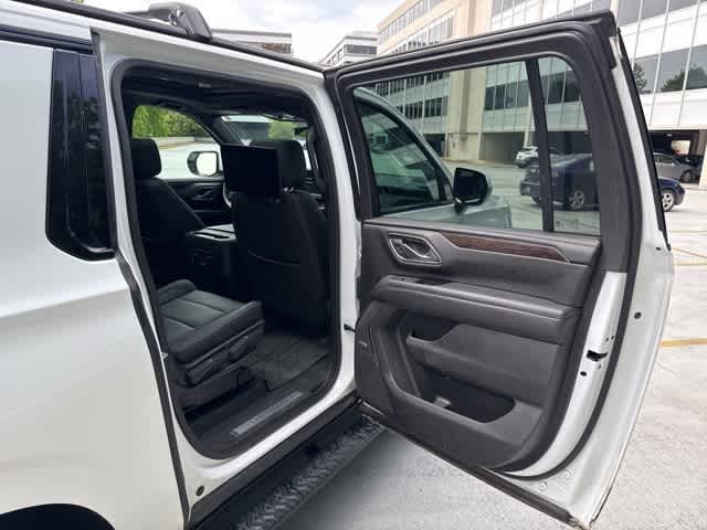 2021 Chevrolet Suburban Z71 24