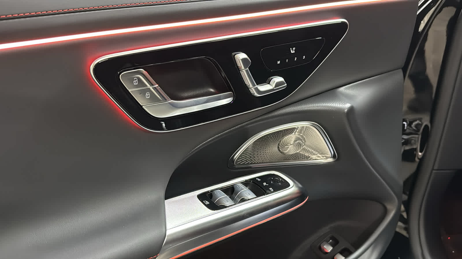 Thumbnail: 2026 Mercedes-Benz E-Class - 16