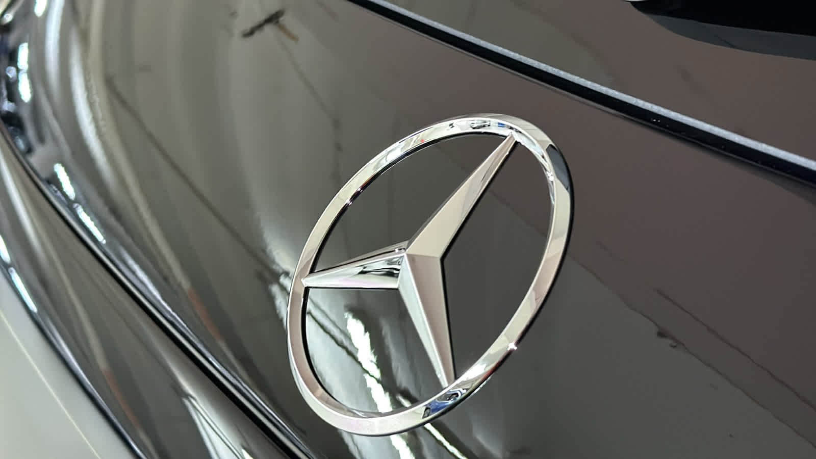 Thumbnail: 2026 Mercedes-Benz GLC - 9