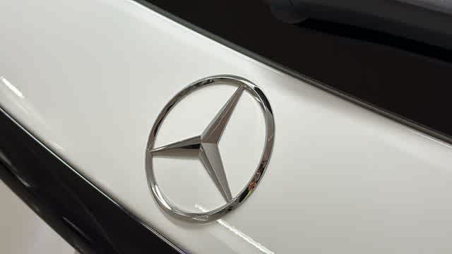 Thumbnail: 2026 Mercedes-Benz GLC - 9