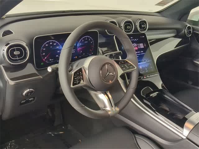 Thumbnail: 2026 Mercedes-Benz GLC - 9