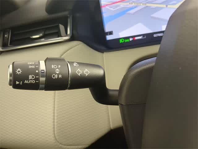 Thumbnail: 2020 Land Rover Range Rover Velar - 30