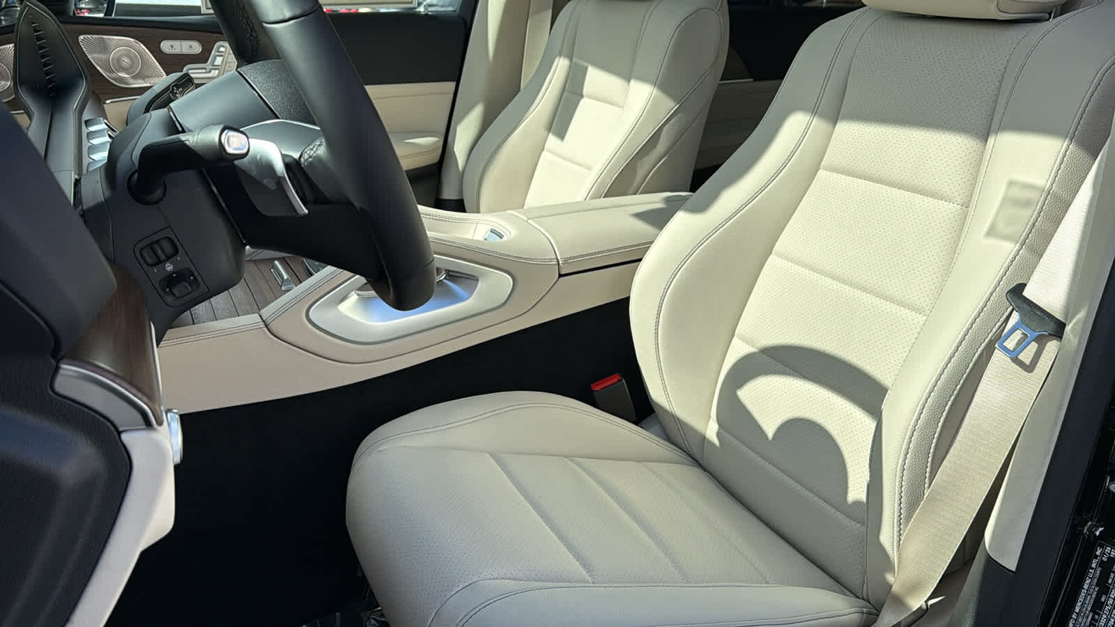 Thumbnail: 2026 Mercedes-Benz GLE - 29