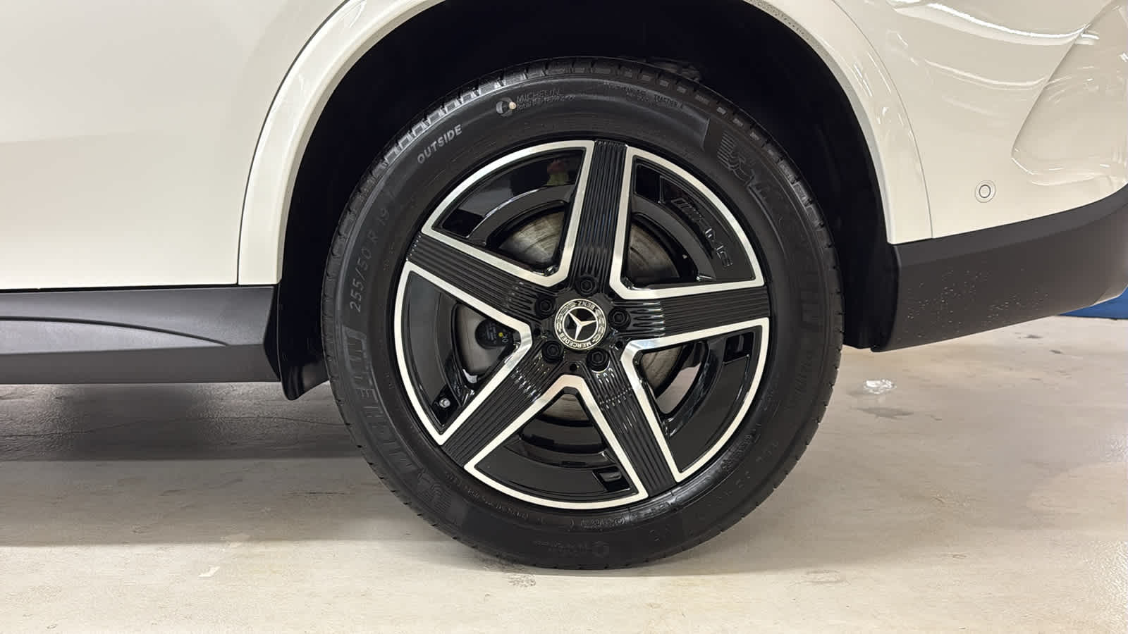 Thumbnail: 2026 Mercedes-Benz GLC - 13