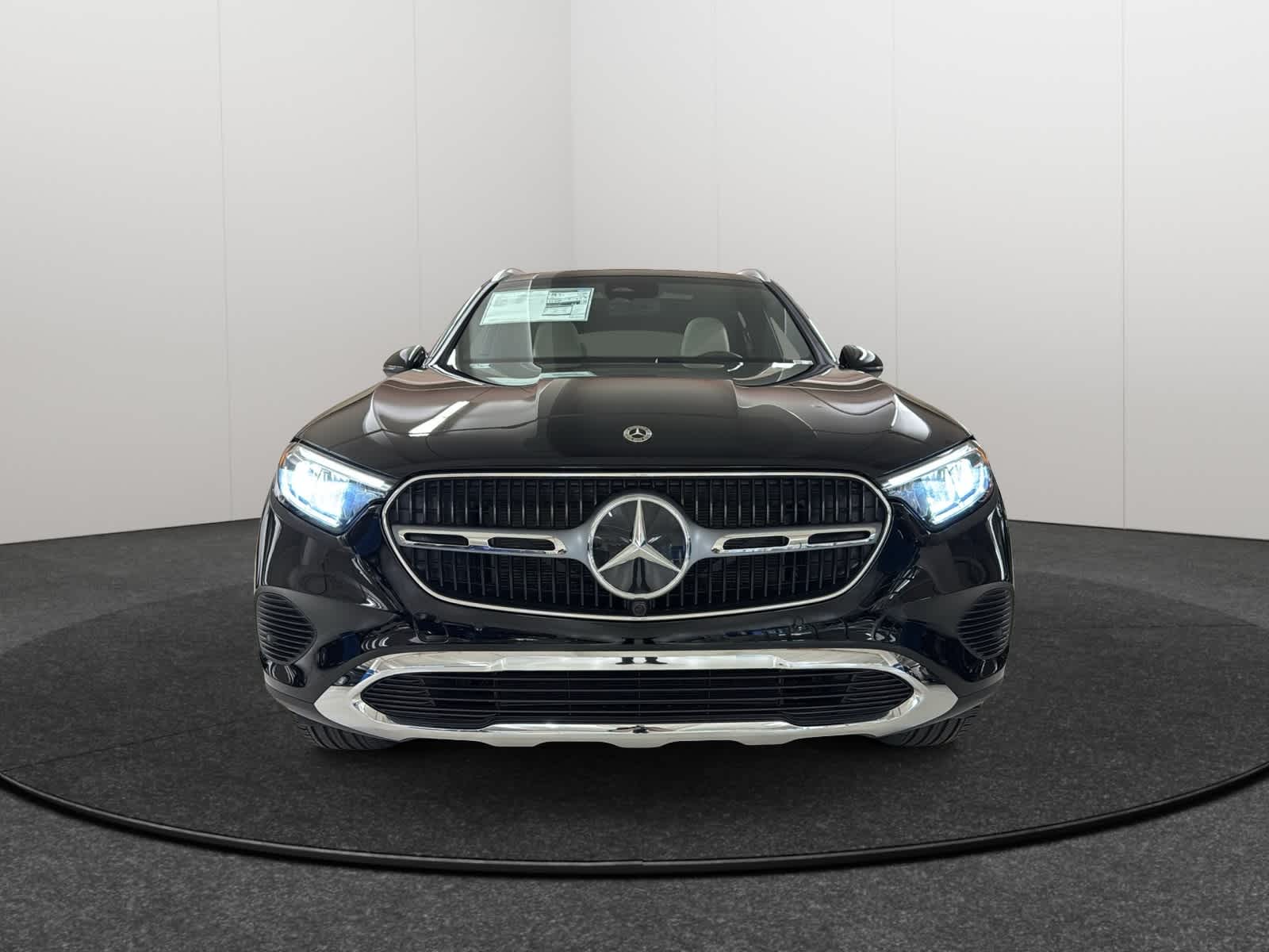 Thumbnail: 2026 Mercedes-Benz GLC - 2