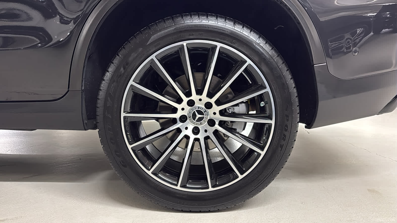 Thumbnail: 2023 Mercedes-Benz GLC - 13