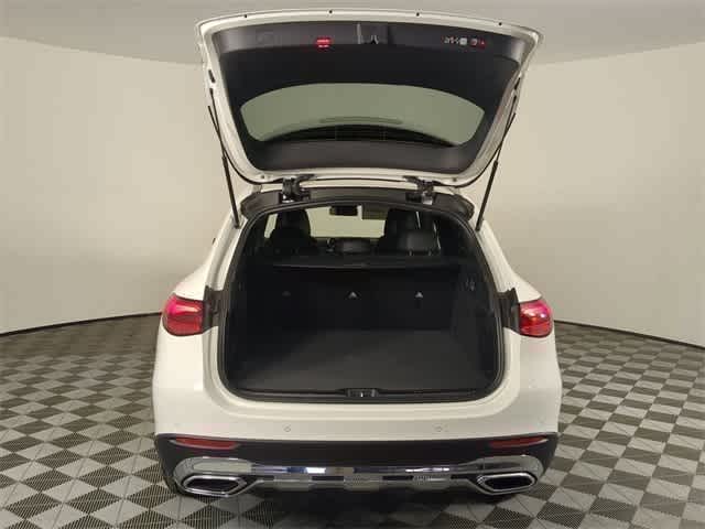 Thumbnail: 2026 Mercedes-Benz GLC - 34