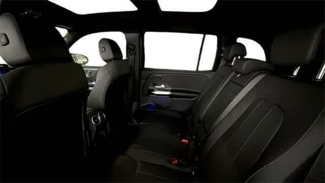 Thumbnail: 2025 Mercedes-Benz GLB - 10