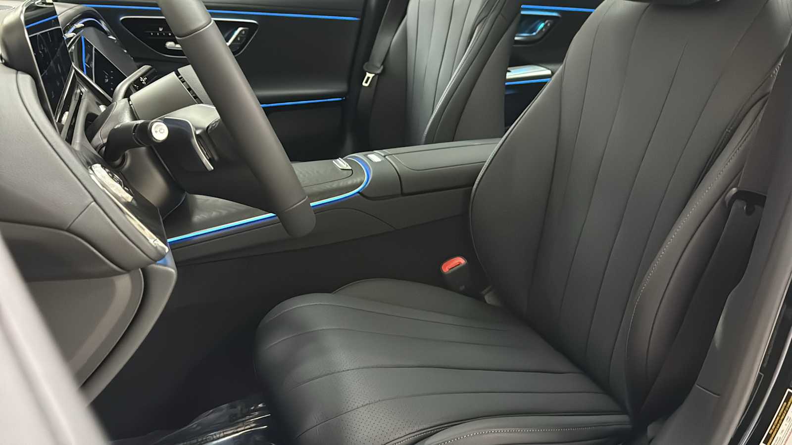 Thumbnail: 2026 Mercedes-Benz E-Class - 26