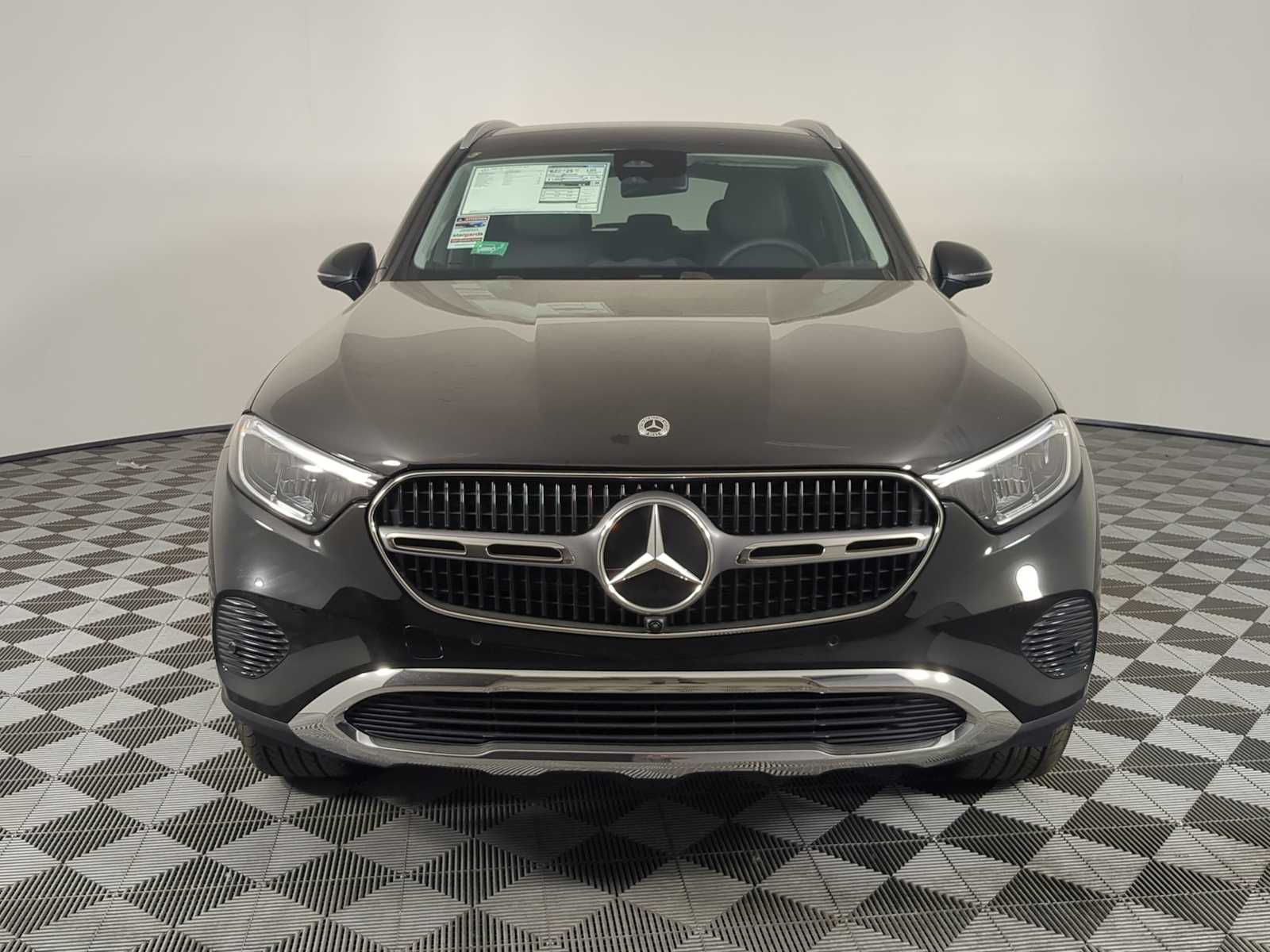Thumbnail: 2026 Mercedes-Benz GLC - 8