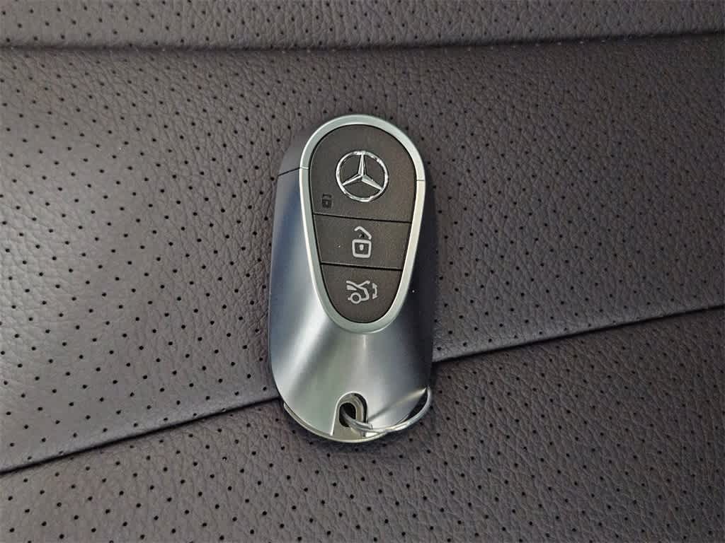 Thumbnail: 2025 Mercedes-Benz E-Class - 42