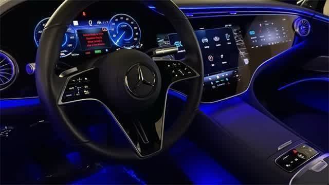 Thumbnail: 2024 Mercedes-Benz EQS - 24