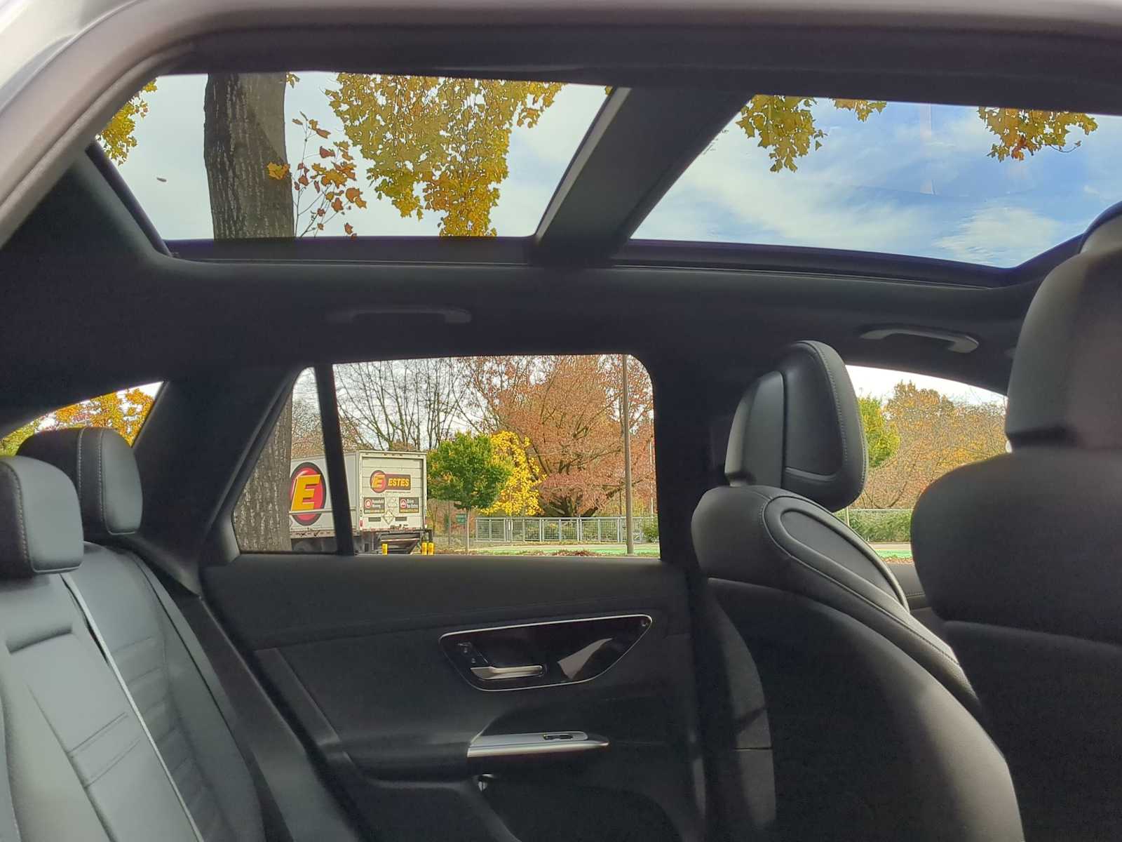 Thumbnail: 2026 Mercedes-Benz GLC - 22