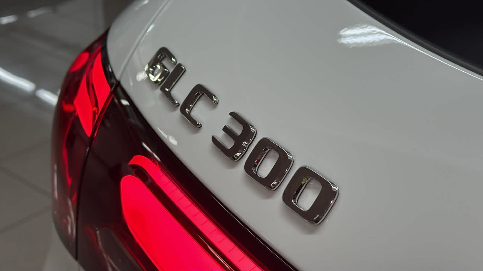 Thumbnail: 2026 Mercedes-Benz GLC - 9