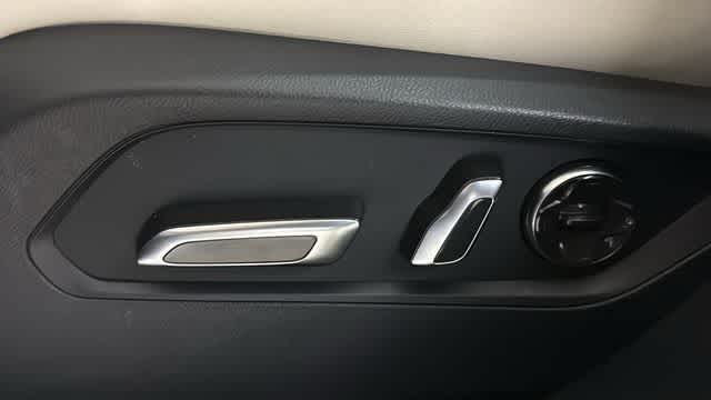 Thumbnail: 2024 Acura RDX - 15