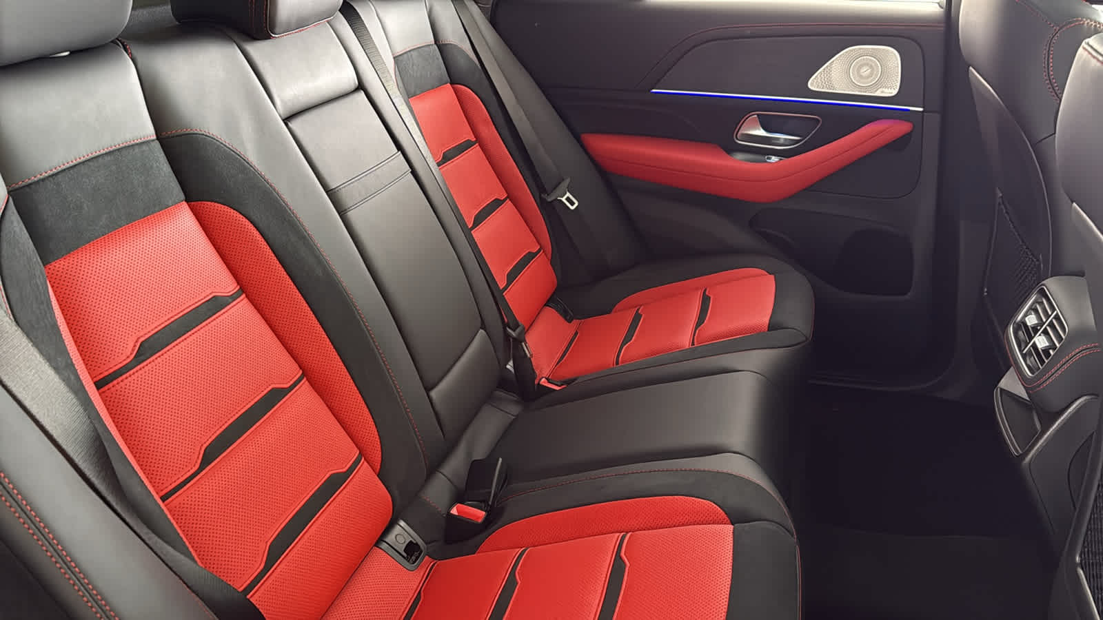 Thumbnail: 2026 Mercedes-Benz GLE - 35