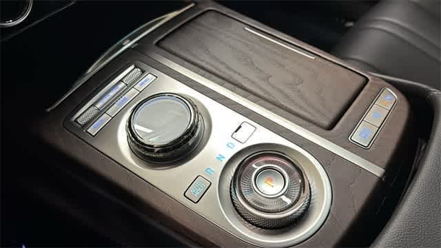 Thumbnail: 2023 Genesis G80 - 22