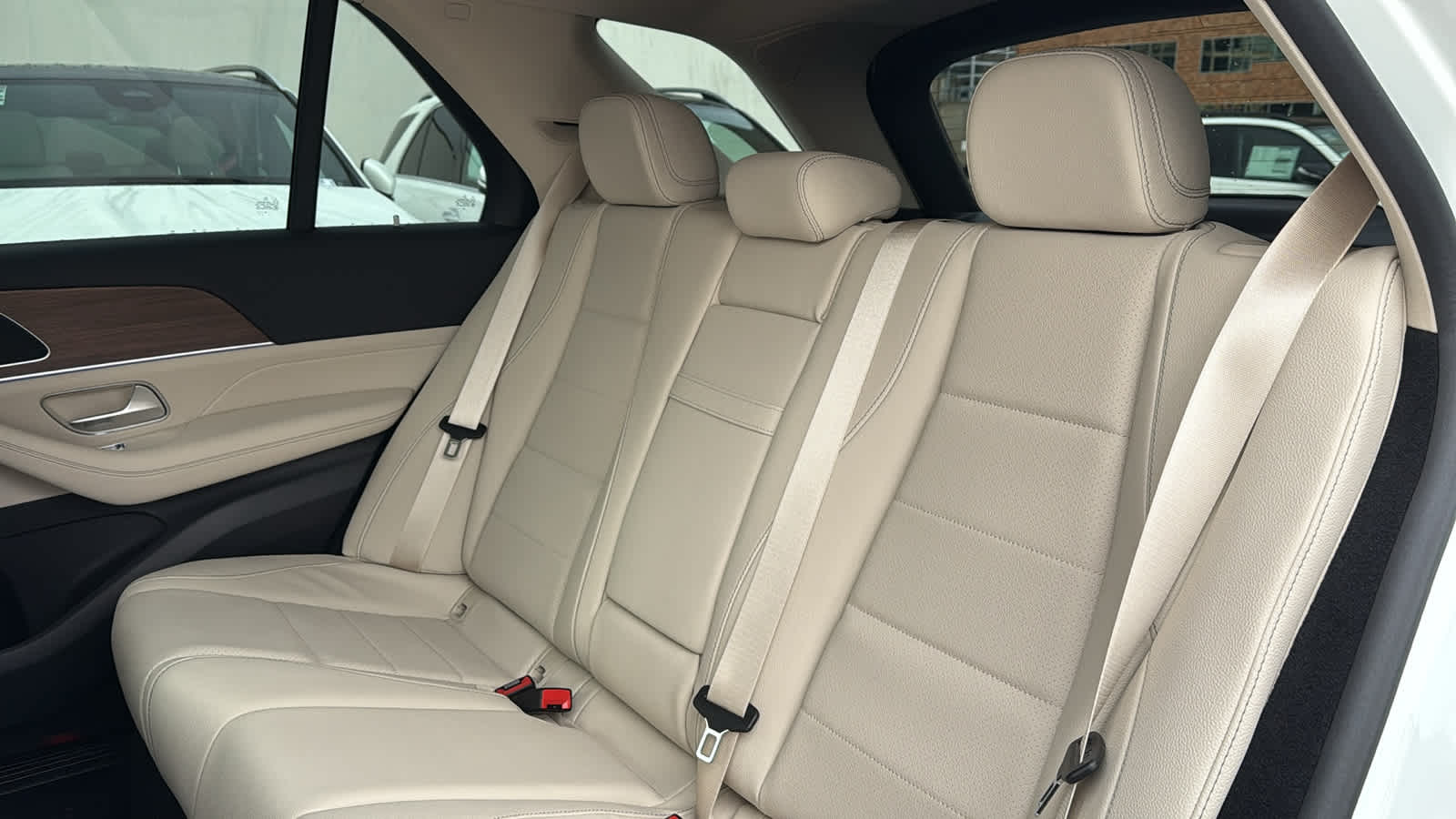 Thumbnail: 2026 Mercedes-Benz GLE - 29