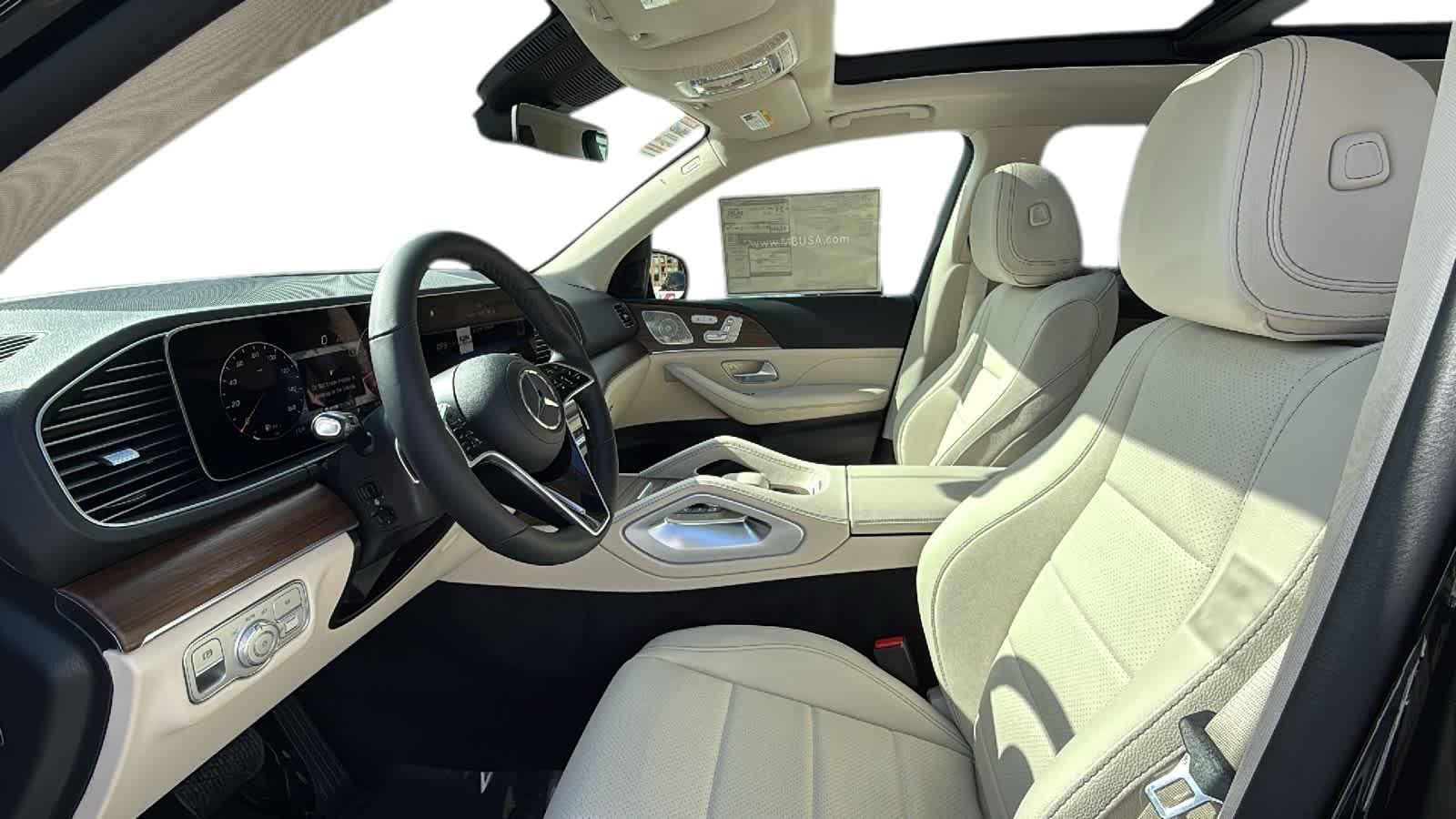 Thumbnail: 2026 Mercedes-Benz GLE - 4