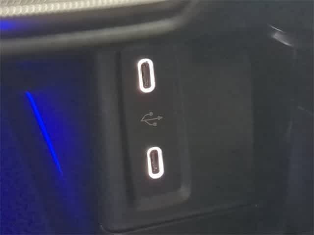 Thumbnail: 2026 Mercedes-Benz GLC - 31