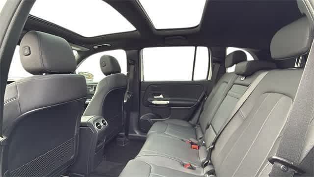 Thumbnail: 2025 Mercedes-Benz GLB - 5