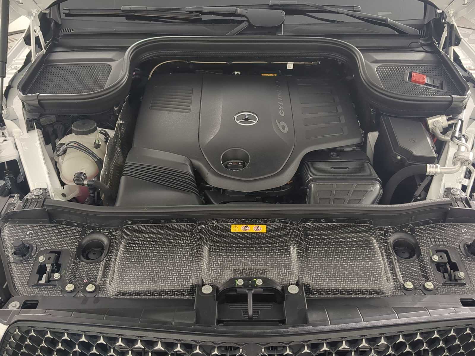 Thumbnail: 2026 Mercedes-Benz GLE - 13