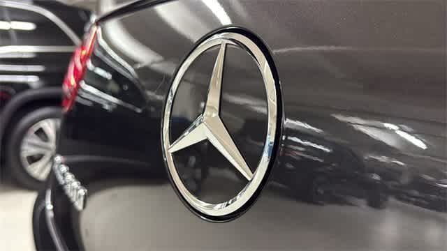 Thumbnail: 2023 Mercedes-Benz GLC - 10