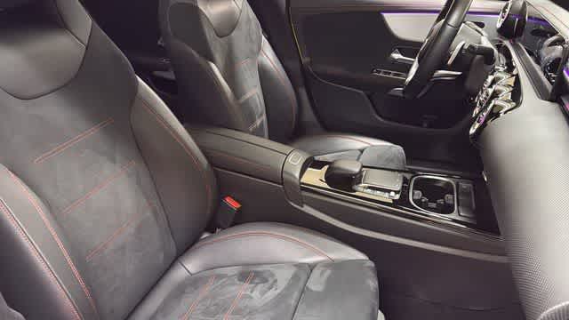 Thumbnail: 2023 Mercedes-Benz CLA - 31