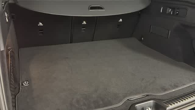 Thumbnail: 2026 Mercedes-Benz GLC - 9